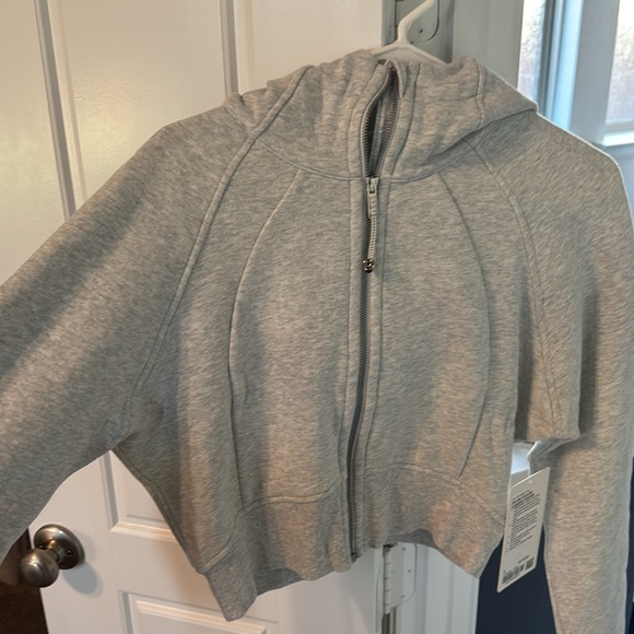 lululemon Scuba Cropped Full Zip Hoodie 8 - Picture 2 of 6